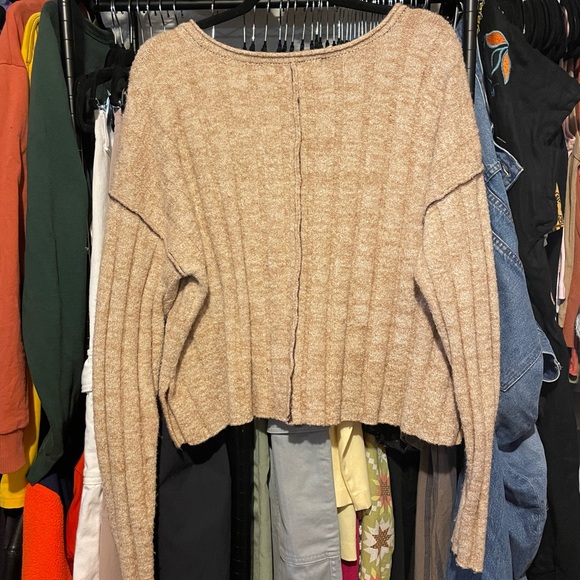 Vintage Havana Sweater - Picture 3 of 3